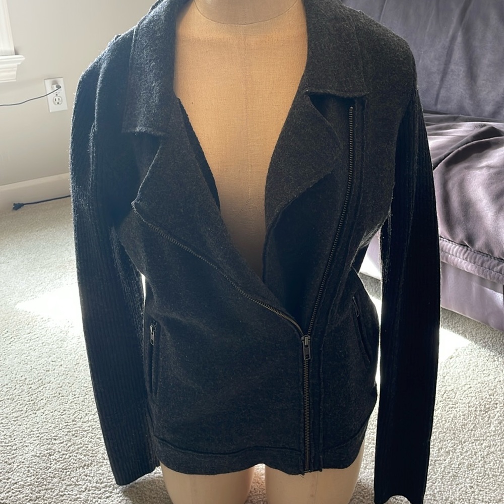 Will Smith 100% wool zip up sweater